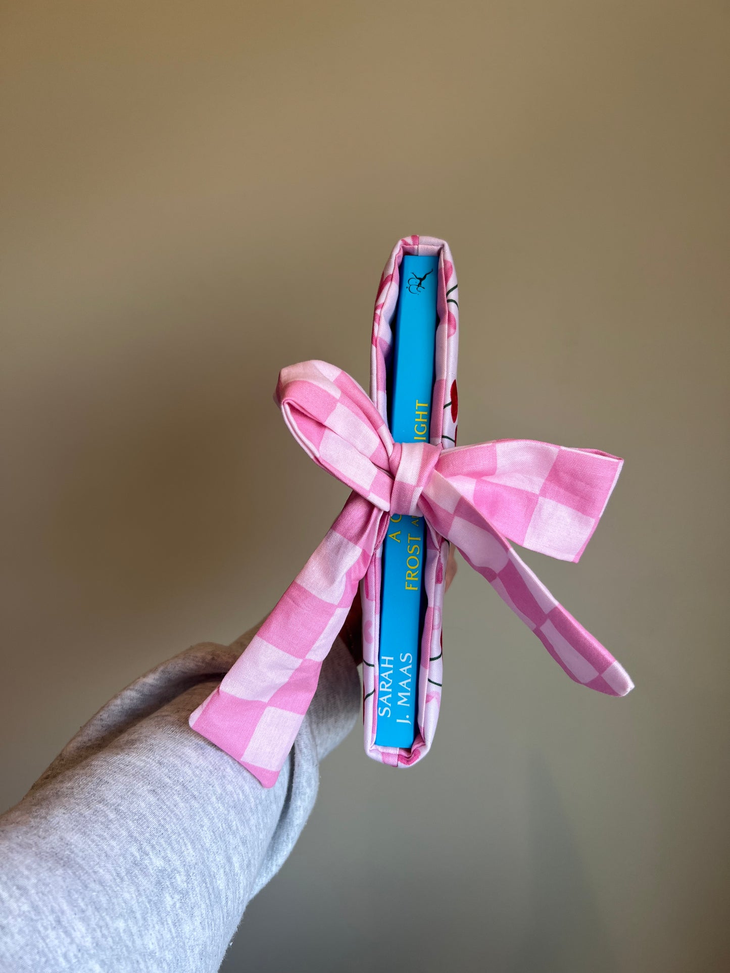 Medium Bible/ Book Cover in Berry Bliss