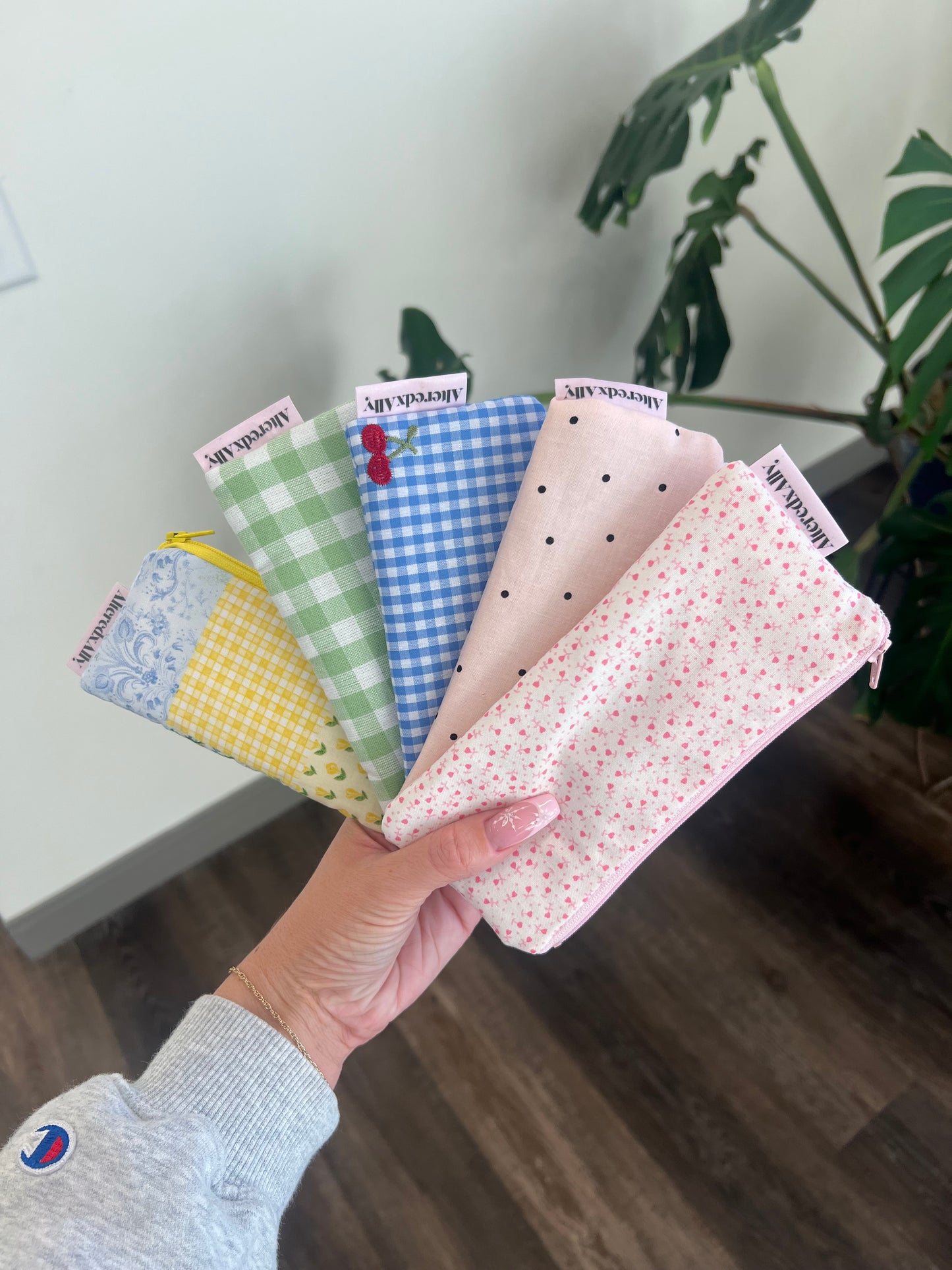 Double-Take Case in Pink Polka