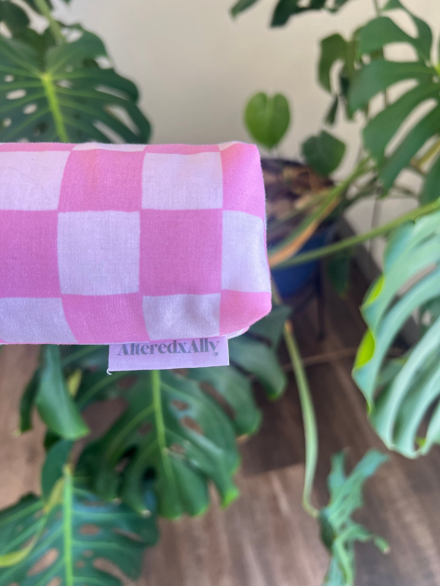 Tall Koozie in Bubblegum Check