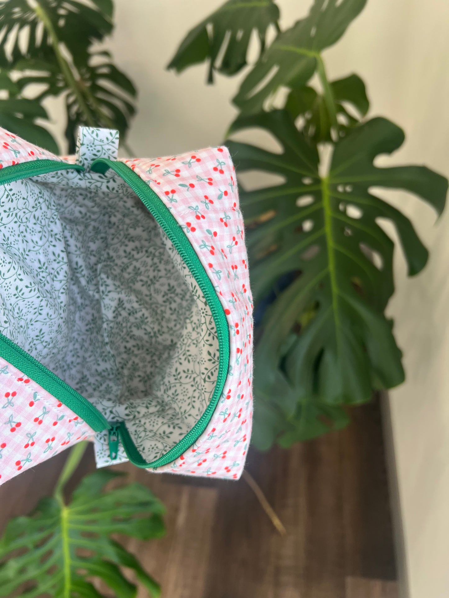 Small Makeup Bag in Cherry Pie