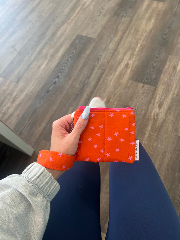 Daily Carry Duo Wristlet in Starburst