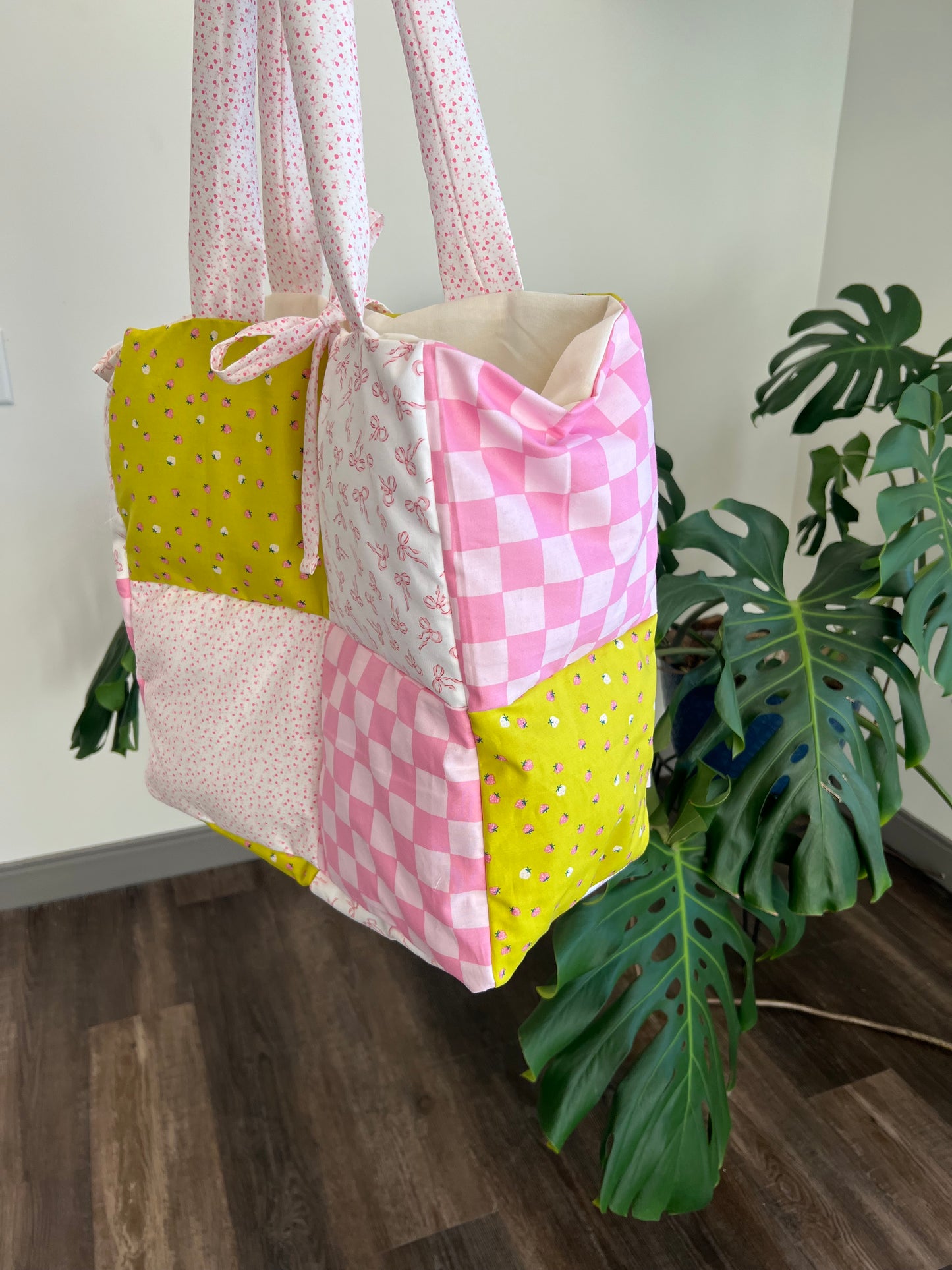 Mila Oversized Puffy Tote