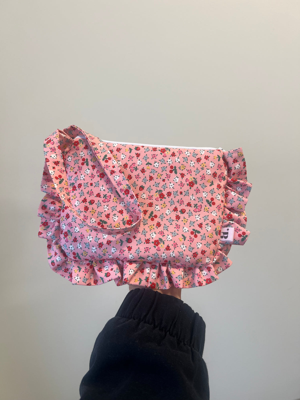 Amelia Ruffle Pouch in Ditsy Pink