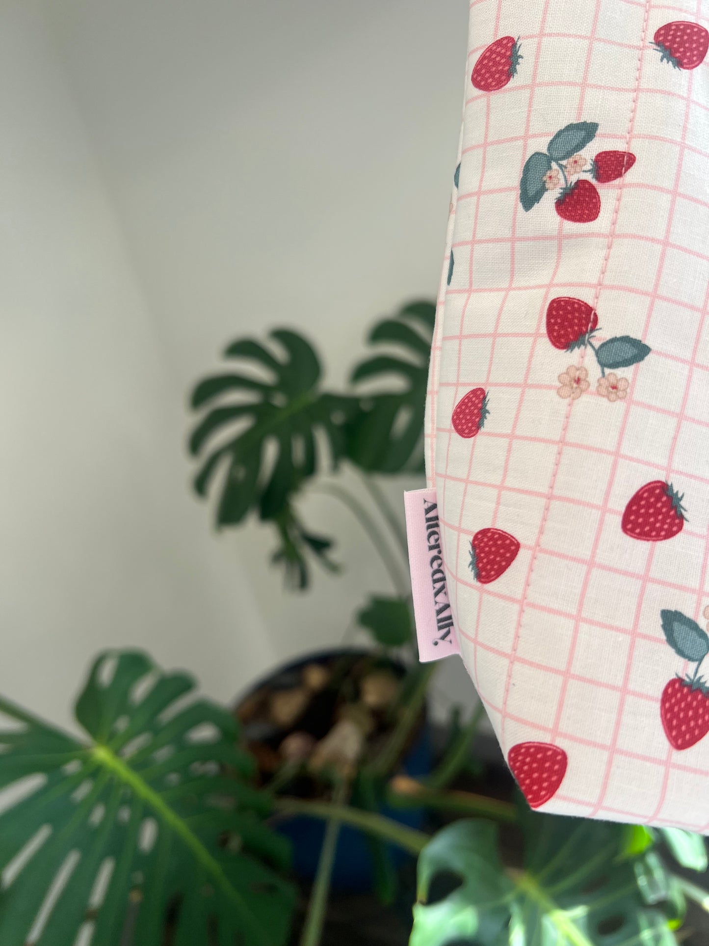 Lola Luxe Zip Pouch in Sugar Rush