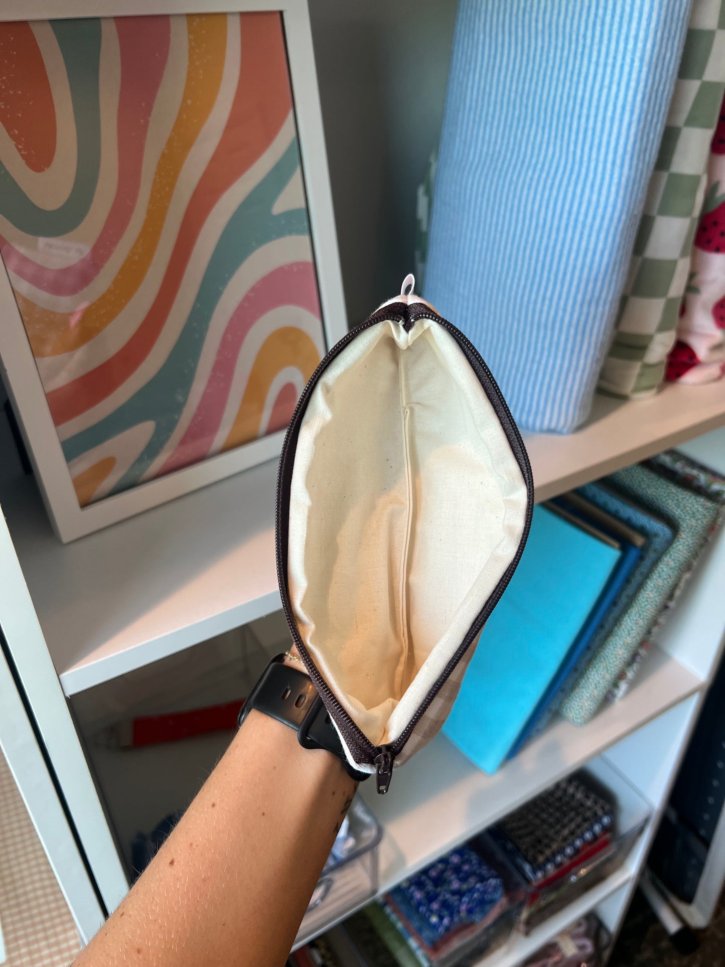 Double-Take Case in Beige Gingham