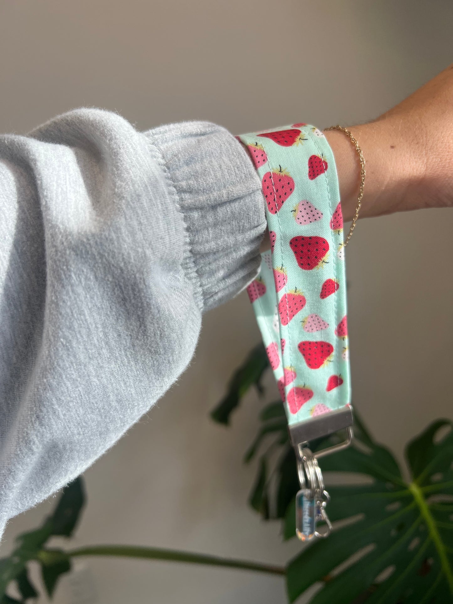 The Everyday Keychain in Berry Blue