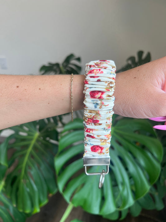 Chunky Scrunch Wristlet in Vintage Posy