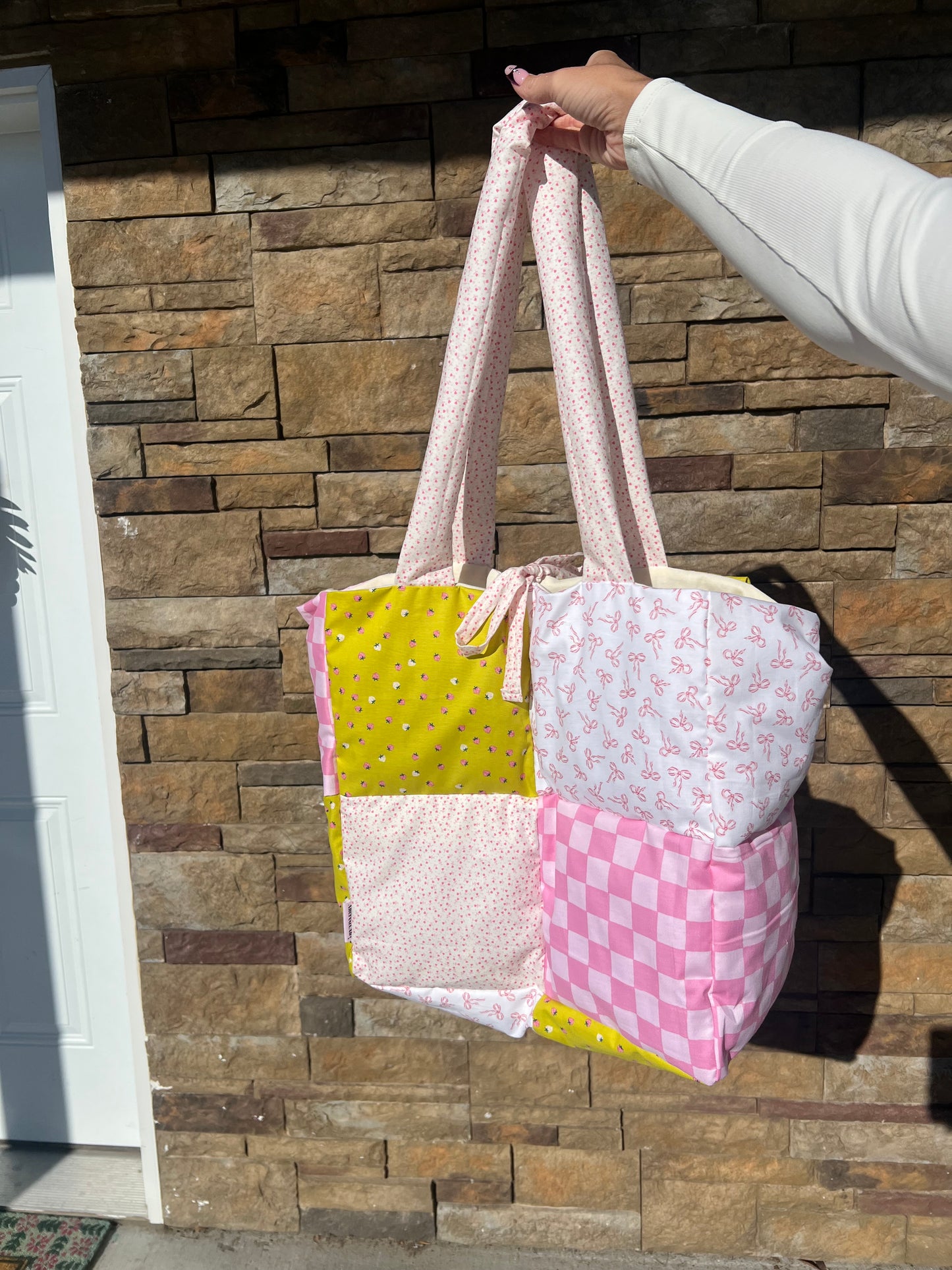 Mila Oversized Puffy Tote