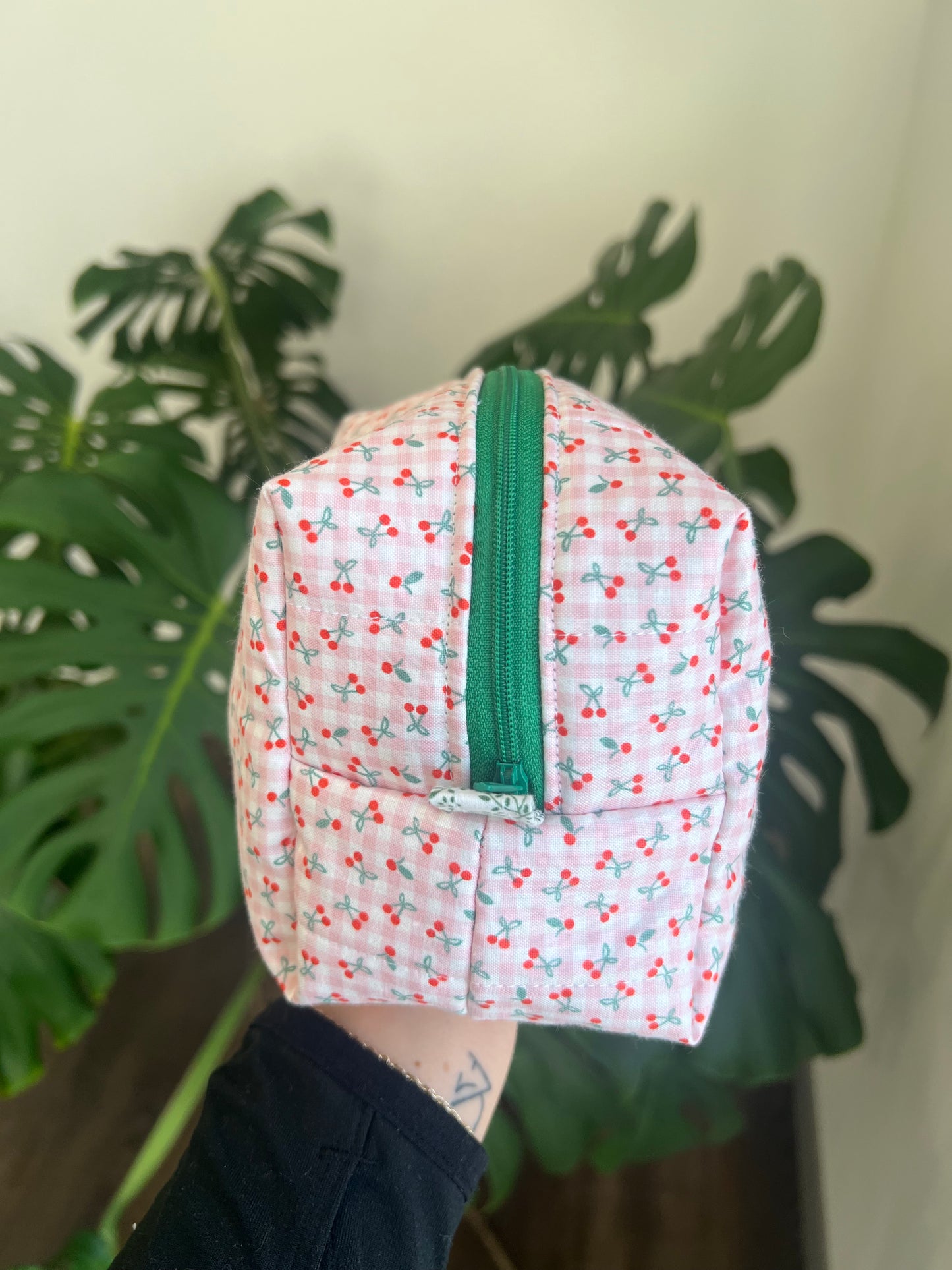 Small Makeup Bag in Cherry Pie