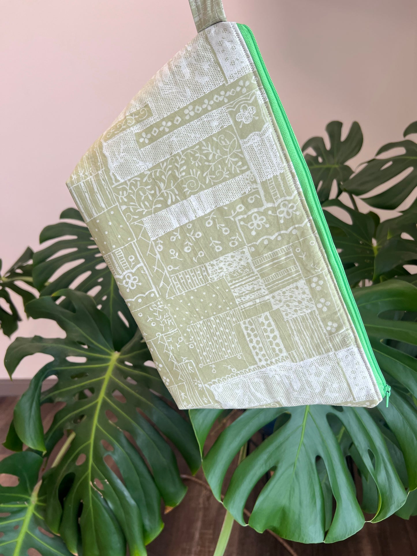 Lola Luxe Zip Pouch in Fresh Lime