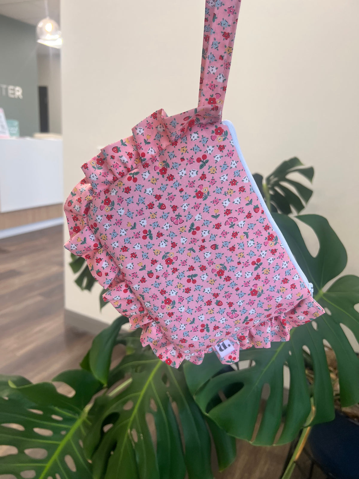 Amelia Ruffle Pouch in Ditsy Pink