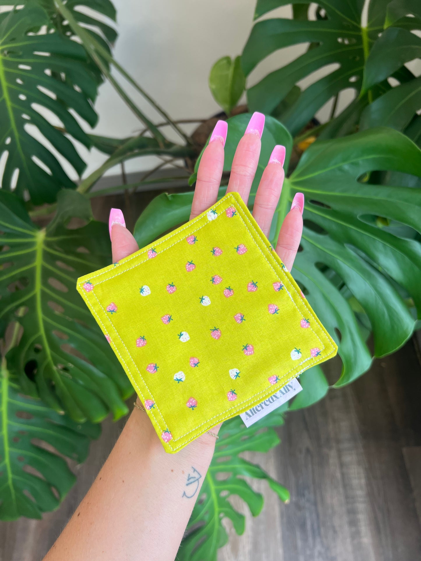 Grippie Gal Jar Opener in Lime Slush