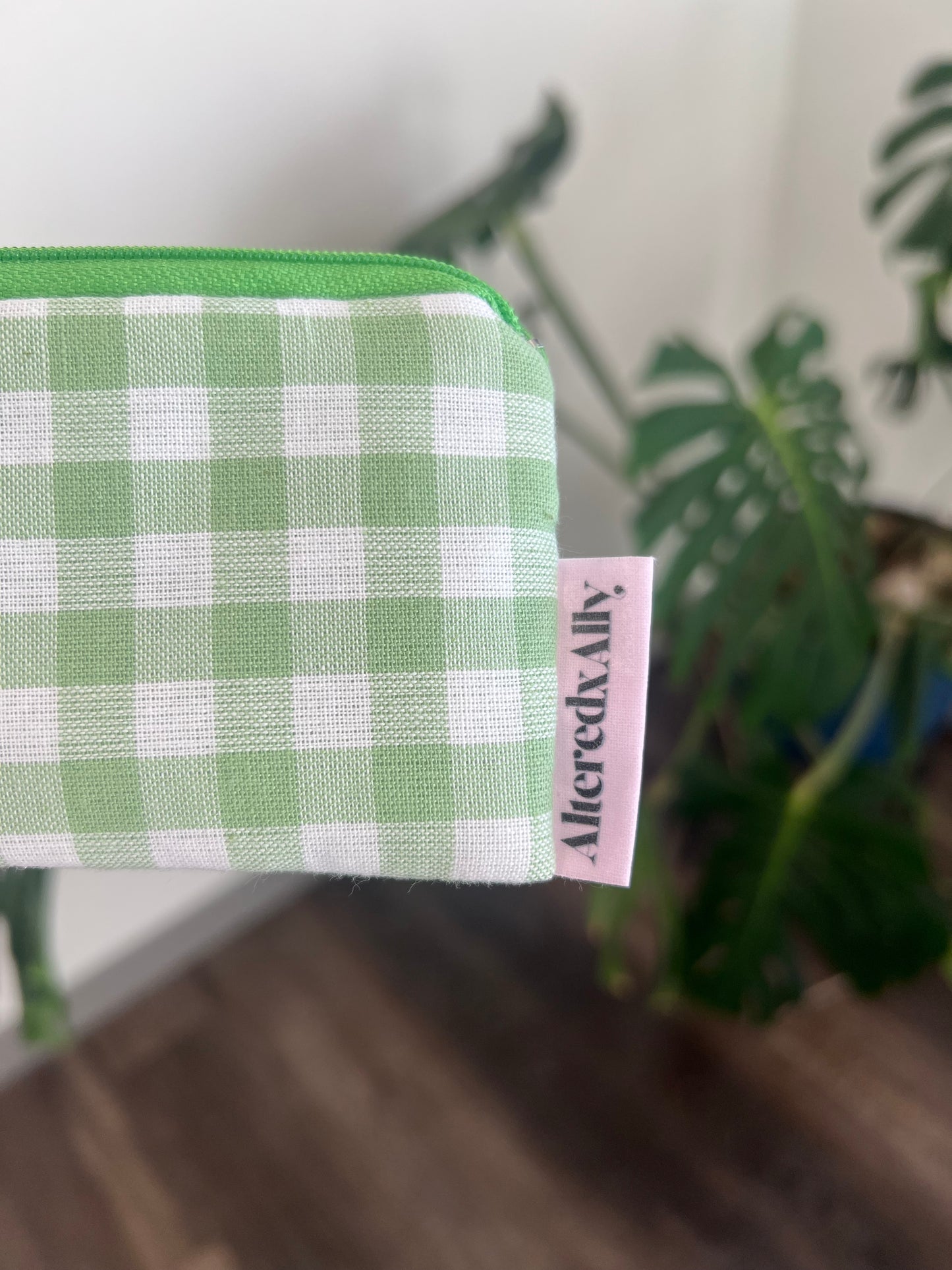 Double-Take Case in Green Gingham