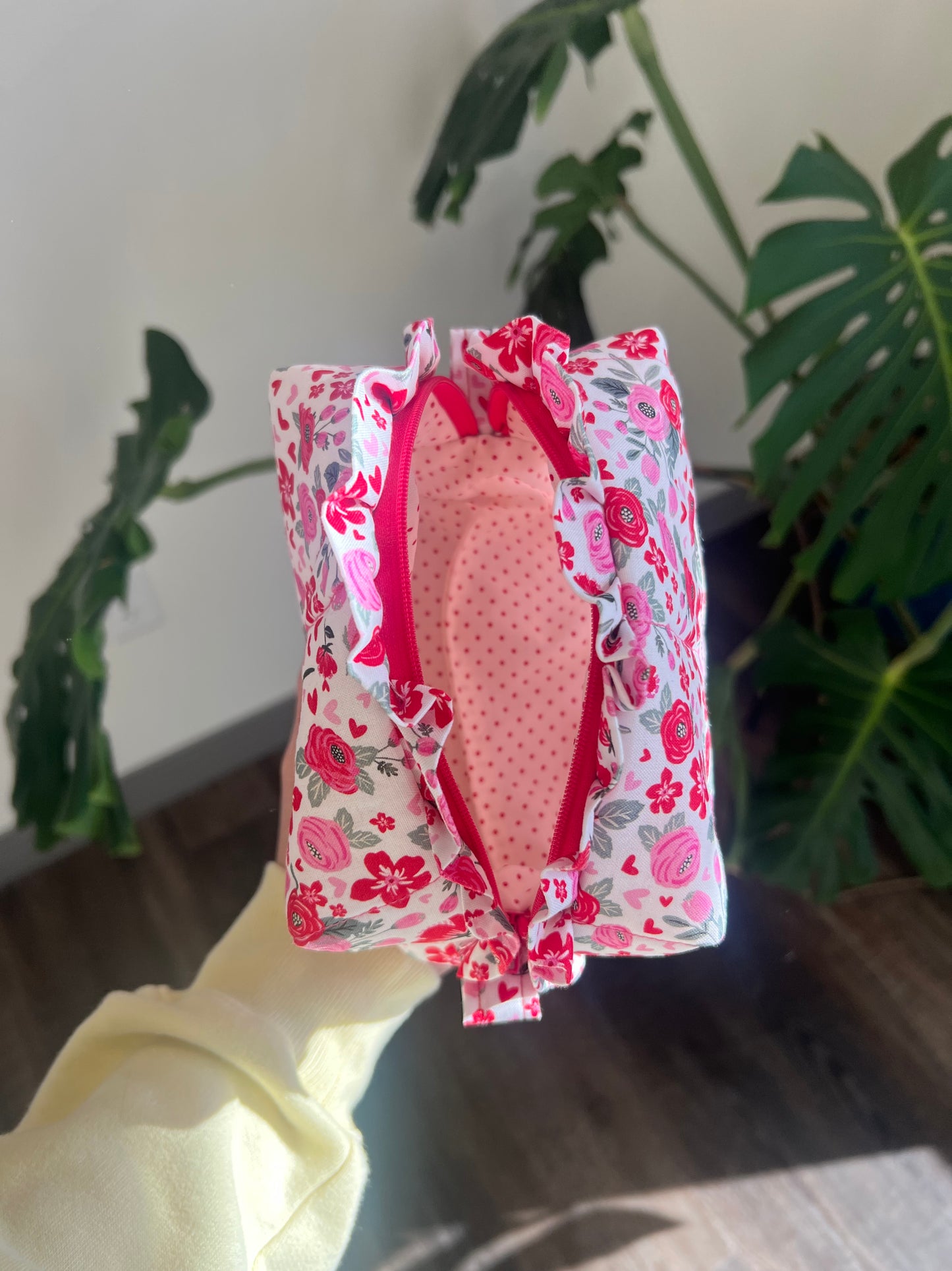 Small Ruffled Makeup Bag in Strawberry Fields