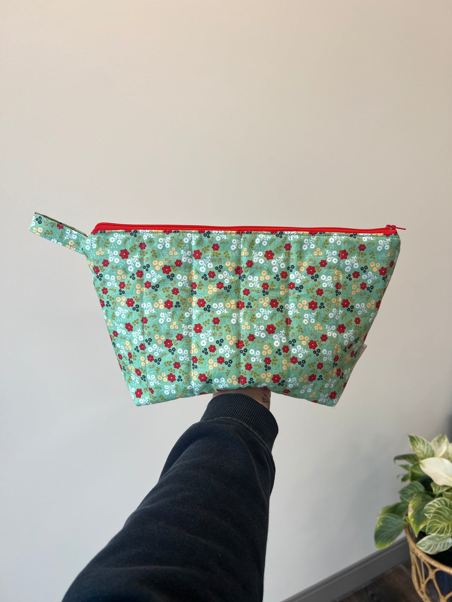 Lola Luxe Zip Pouch in Meadowberry