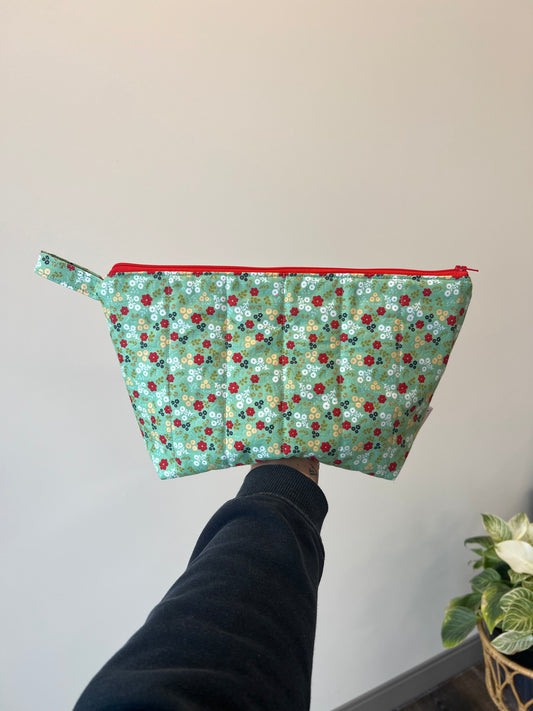 Lola Luxe Zip Pouch in Meadowberry