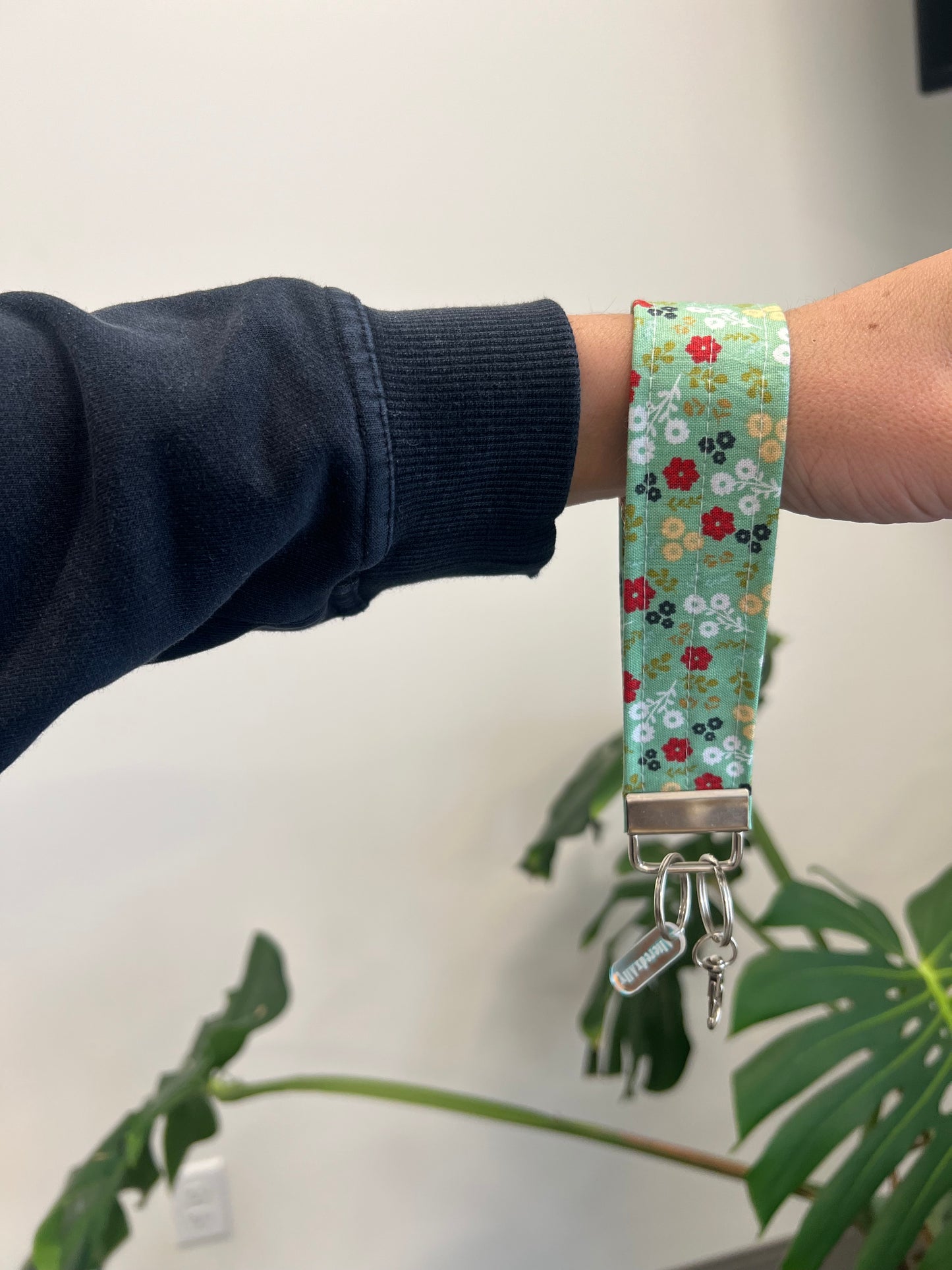 The Everyday Keychain in Meadowberry