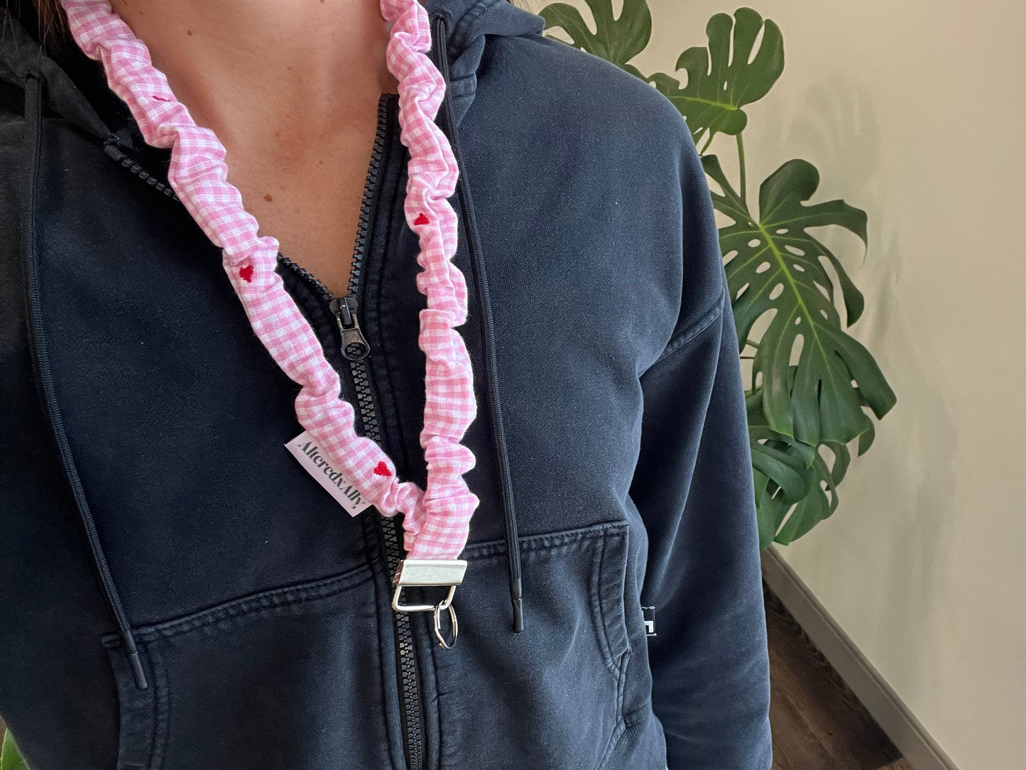 Scrunch Lanyard in Love Letters