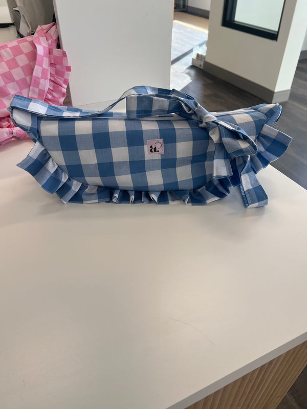 Ruffled Crescent Bag in Blueberry Muffin